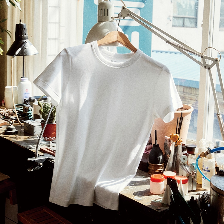UNIQLO T-SHIRTS FOR EVERYDAY LIFE